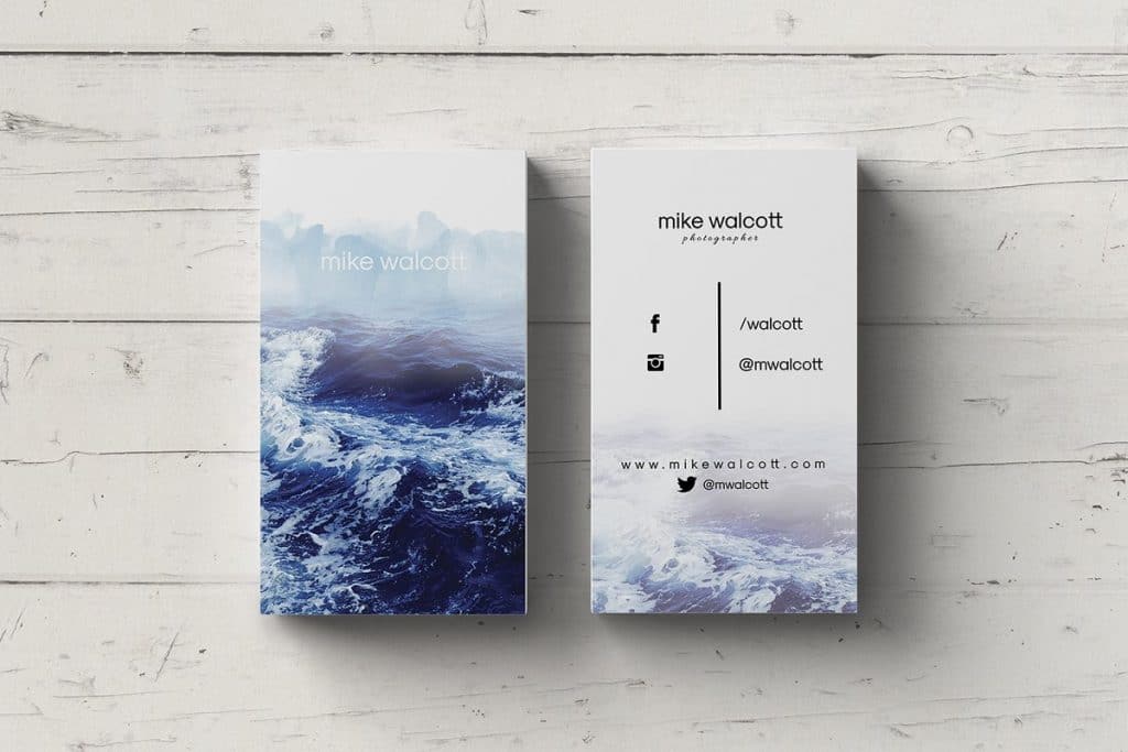 Cards with the image of waves.