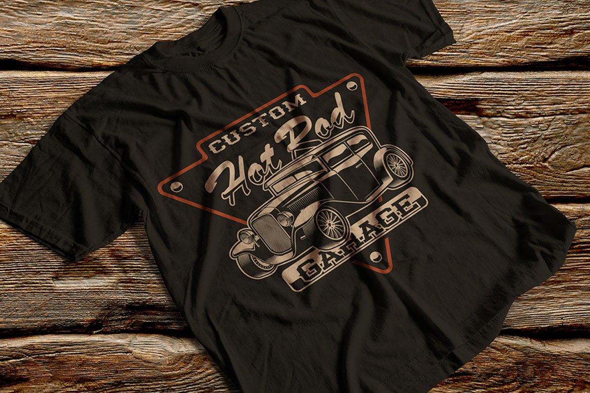 Brown T-shirt with a vintage car.