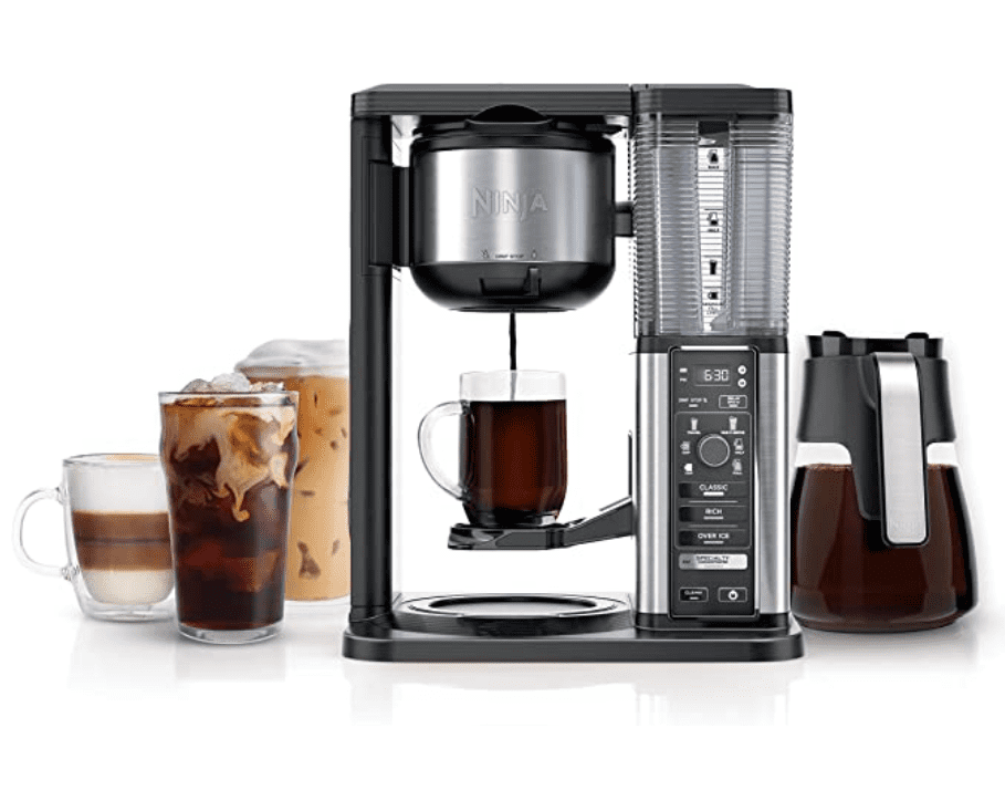 A versatile and multifunctional coffee machine. She will infuse your drink with new flavors.