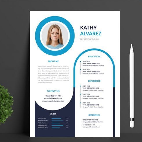 Professional resume template with a blue circle.