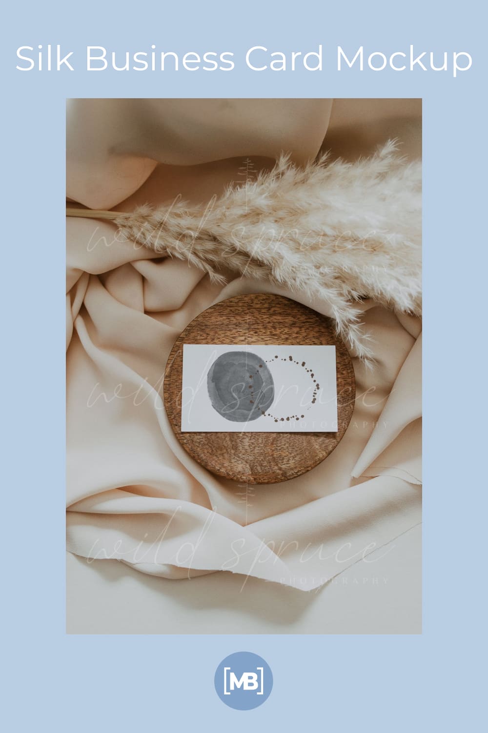 This is a lovely delicate business card with a watercolor circle.