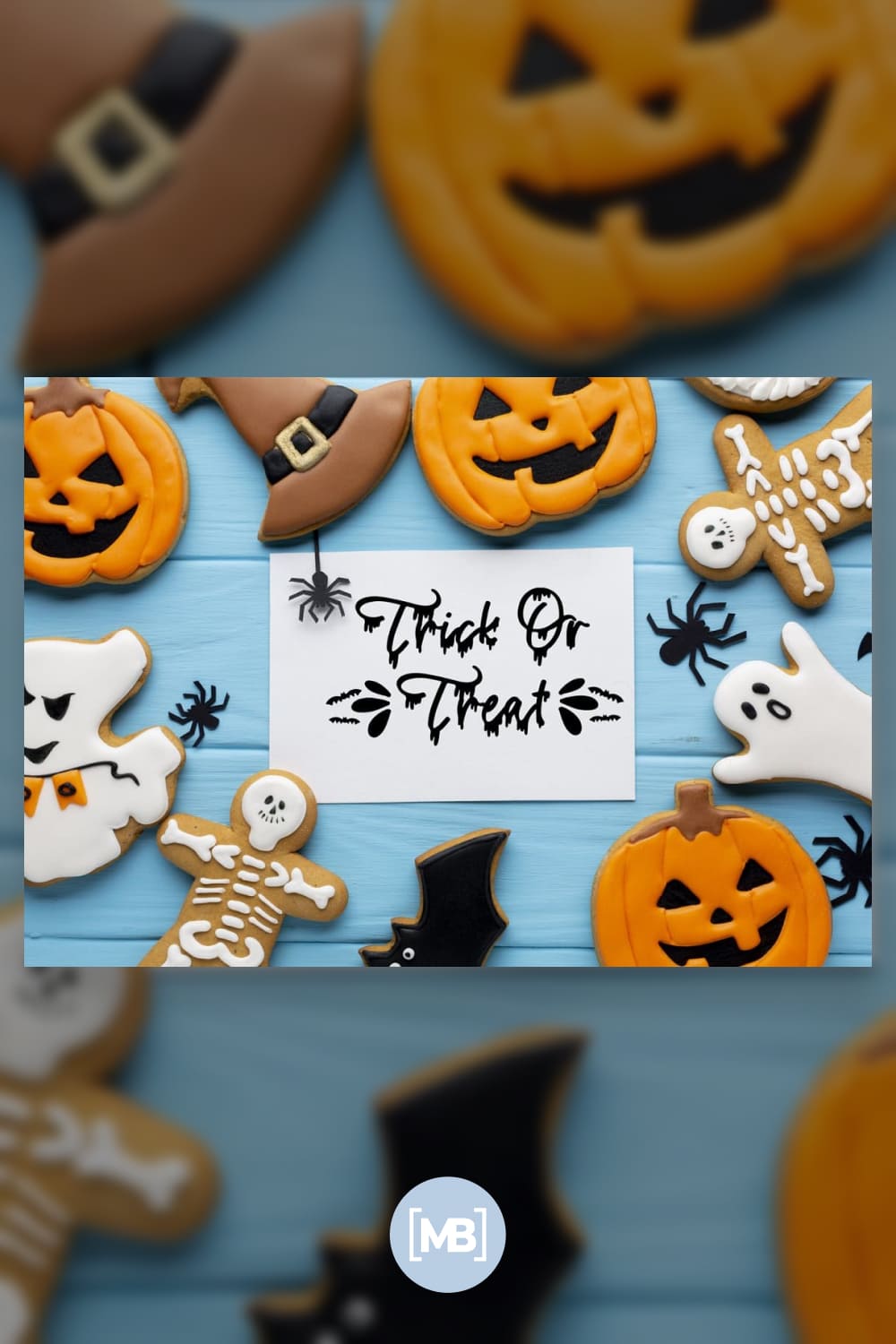 22 Spooky Halloween Script With Doodles