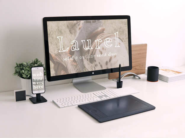 Desktop option of the Laurel : a Handcrafted Outline Duo.