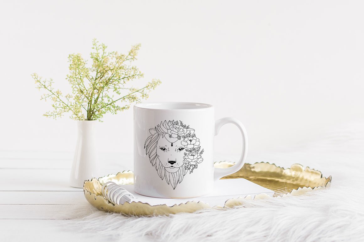 Lion on the white cup.
