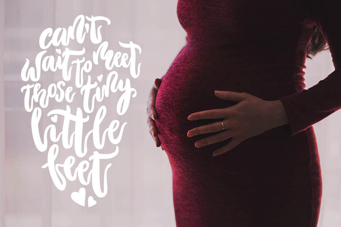 Pregnant women in red dress.