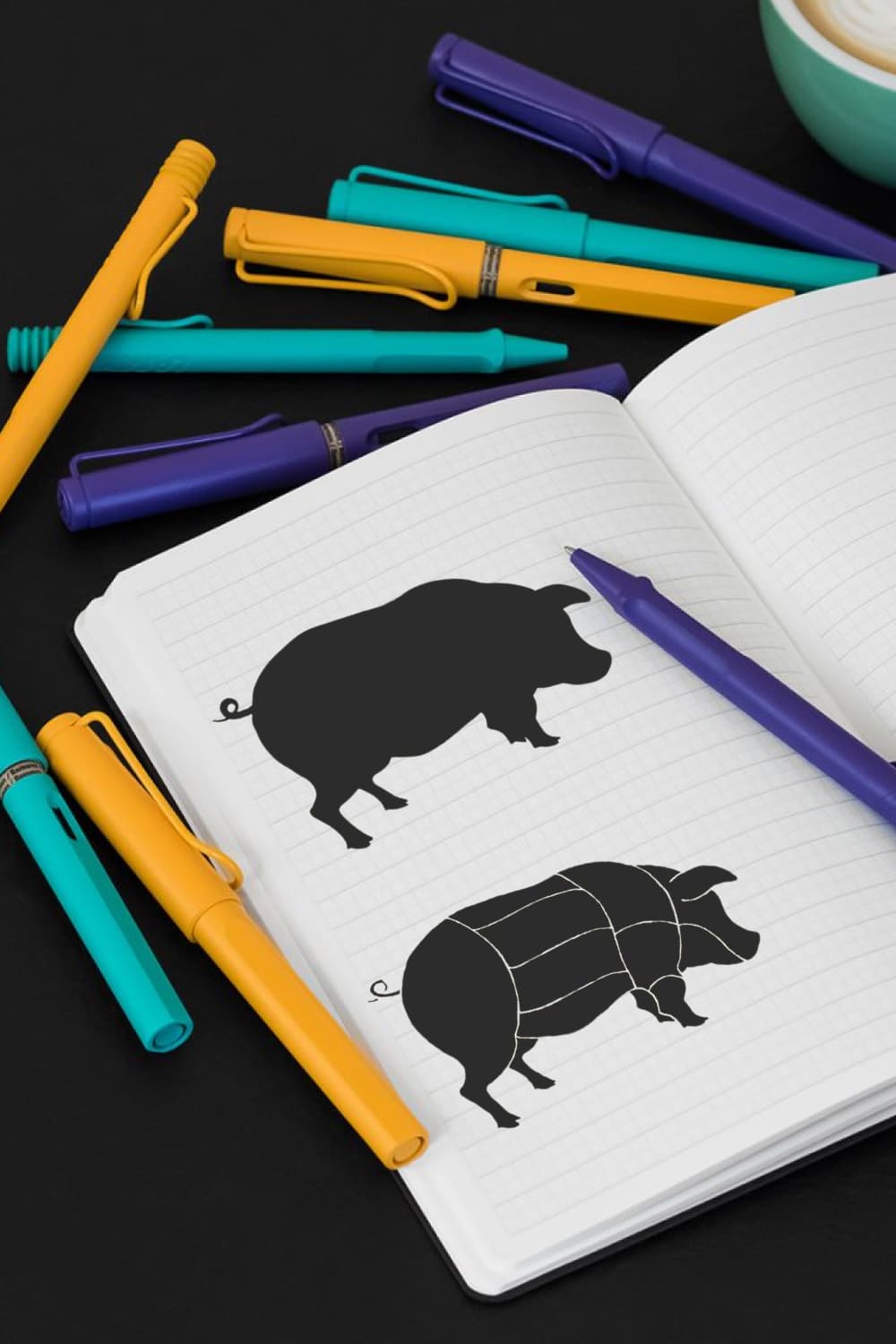 Pig logo on things style.