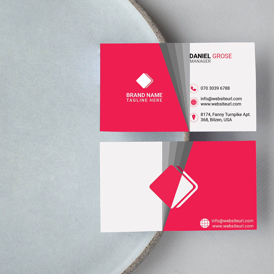 Modern & Stylish Business Card