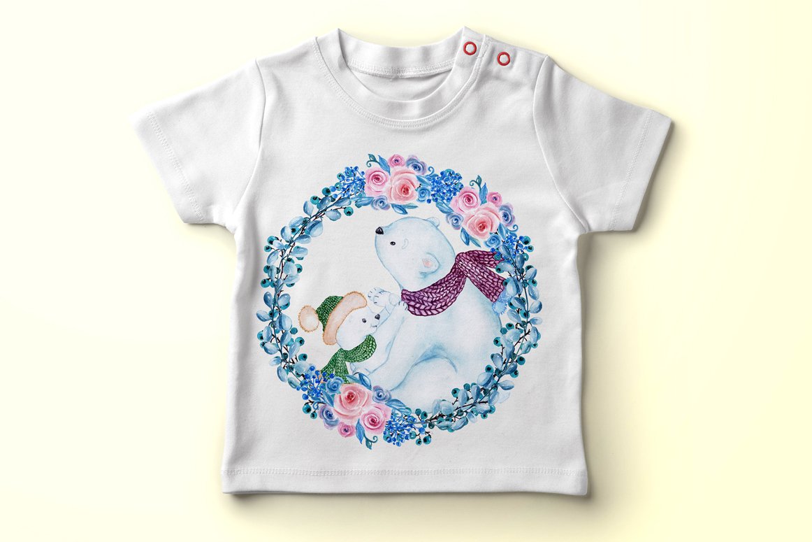 White t-shirt with nice bear family illustrataion.