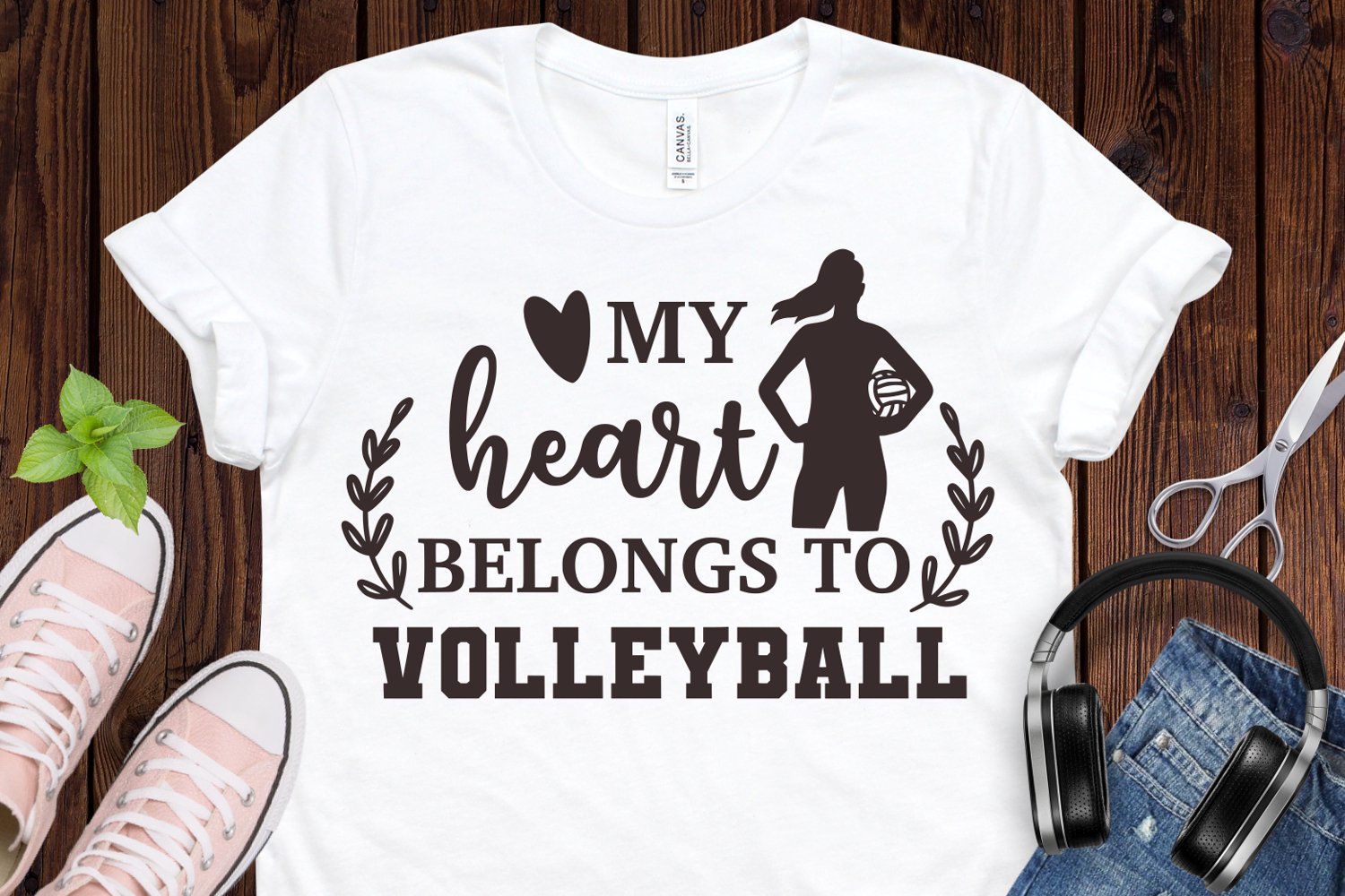 My heart belongs to volleyball - t-shirt design.