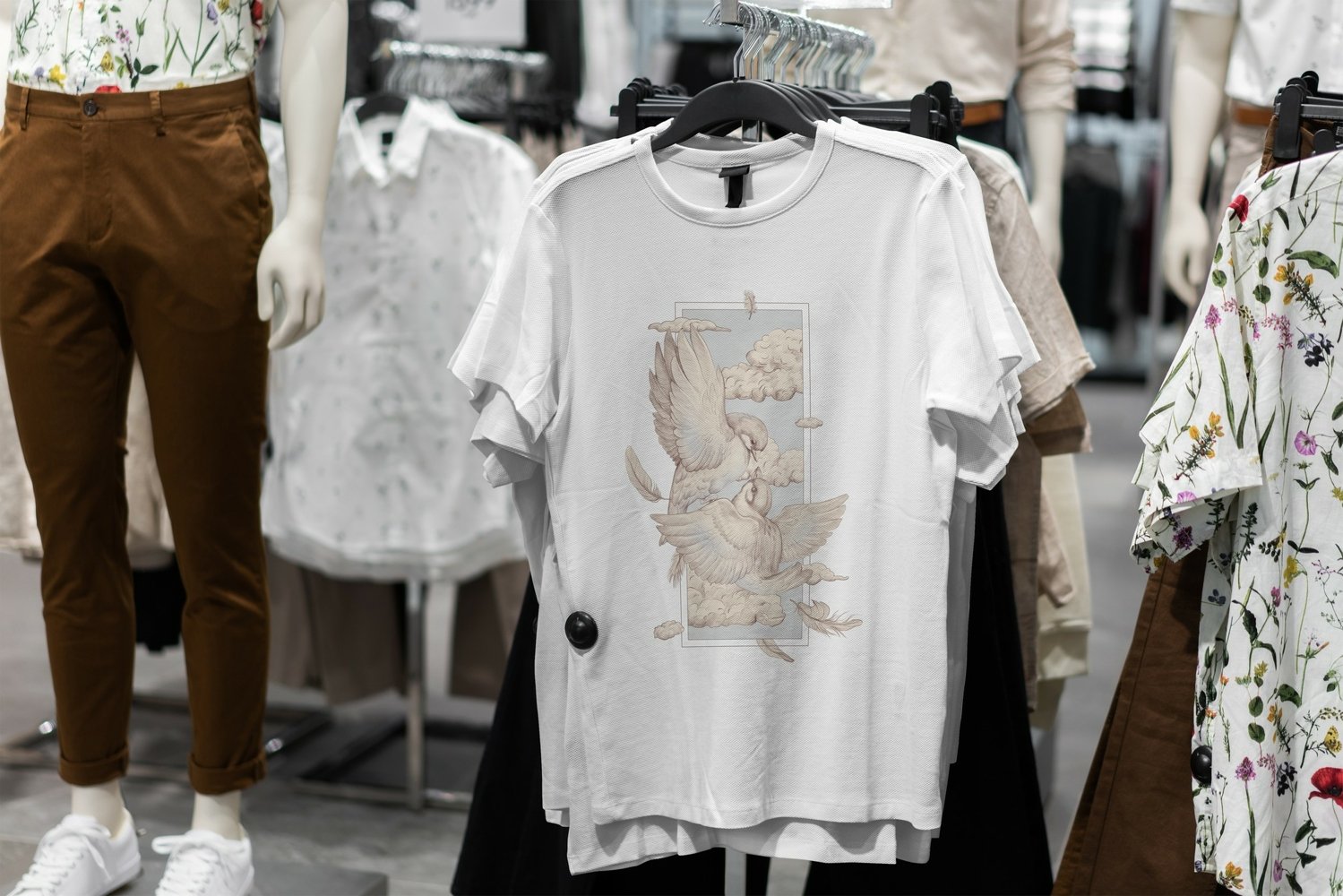 T-shirt sparrows design.