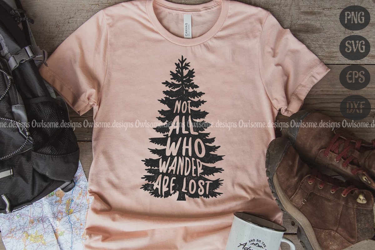 Nice pastel t-shirt in a classic style with Christmas tree.