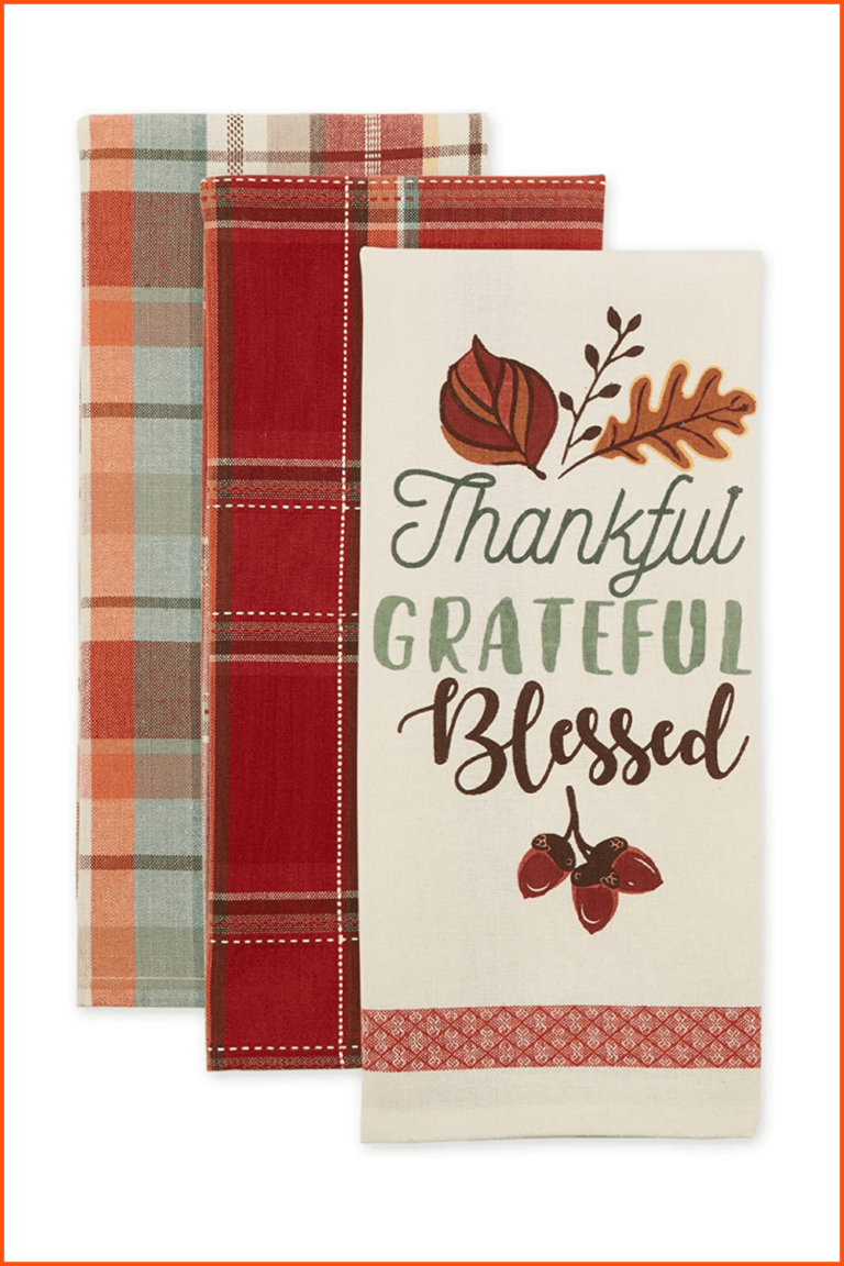 30 Thanksgiving 2022 Gift Ideas For Family, Kids, Friends & Colleges