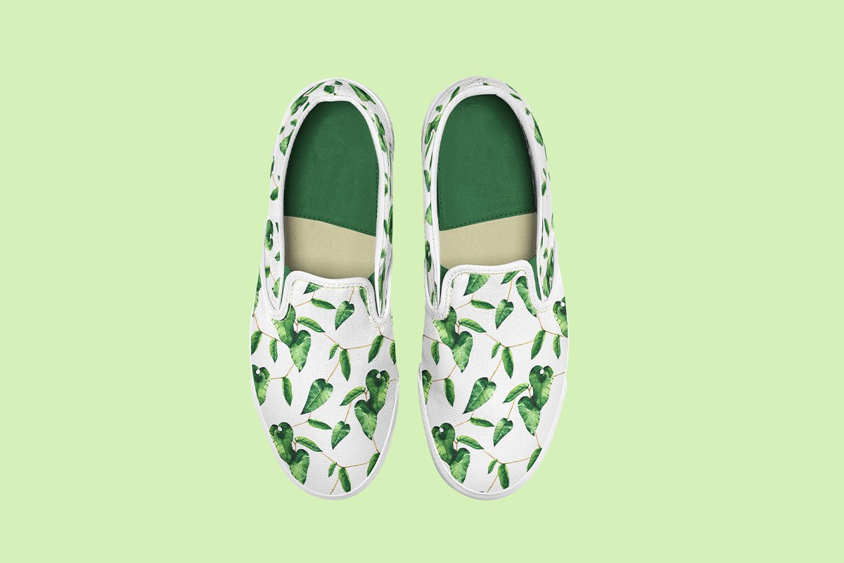 Shoes with ivy leaves.
