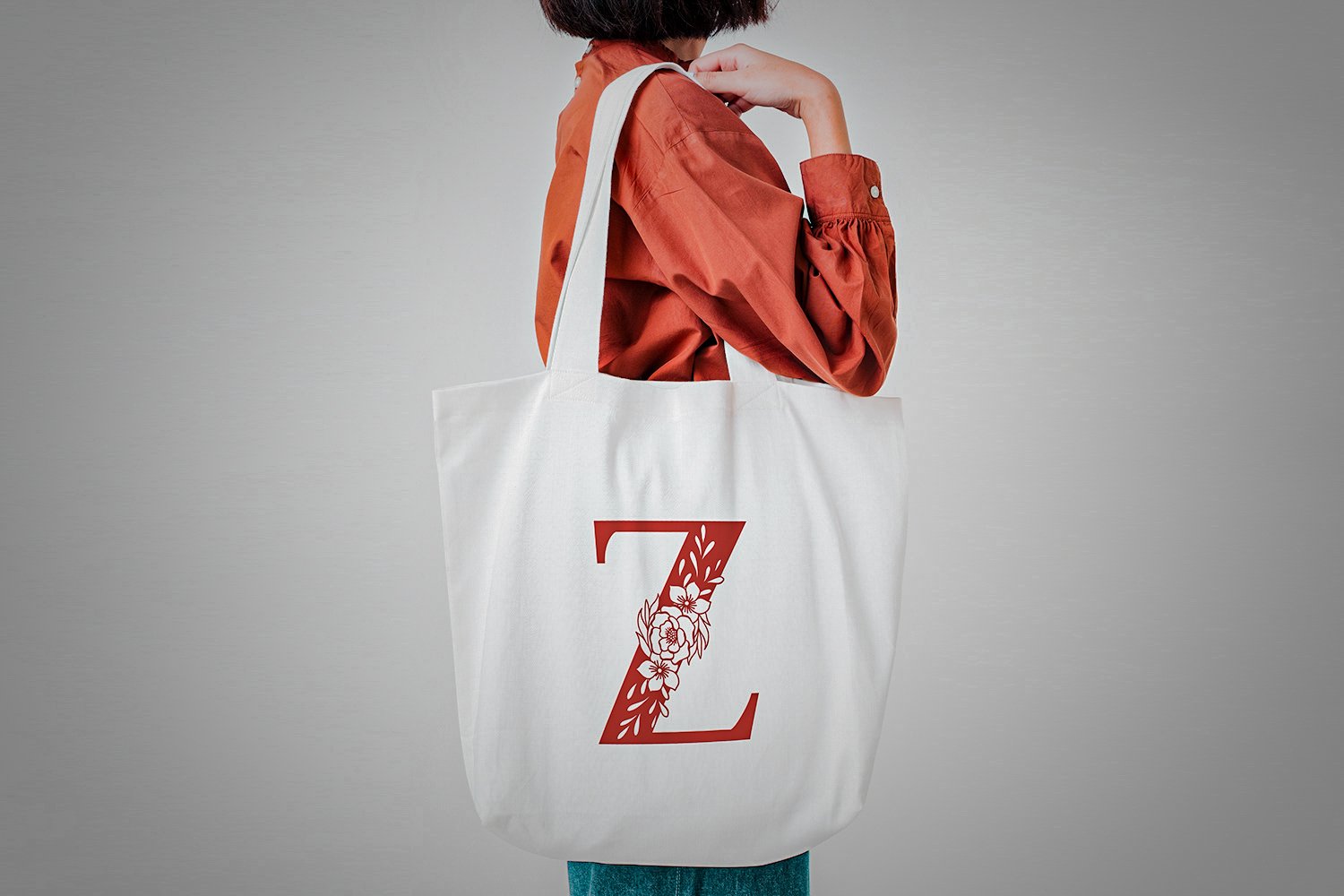 White eco bag with word.