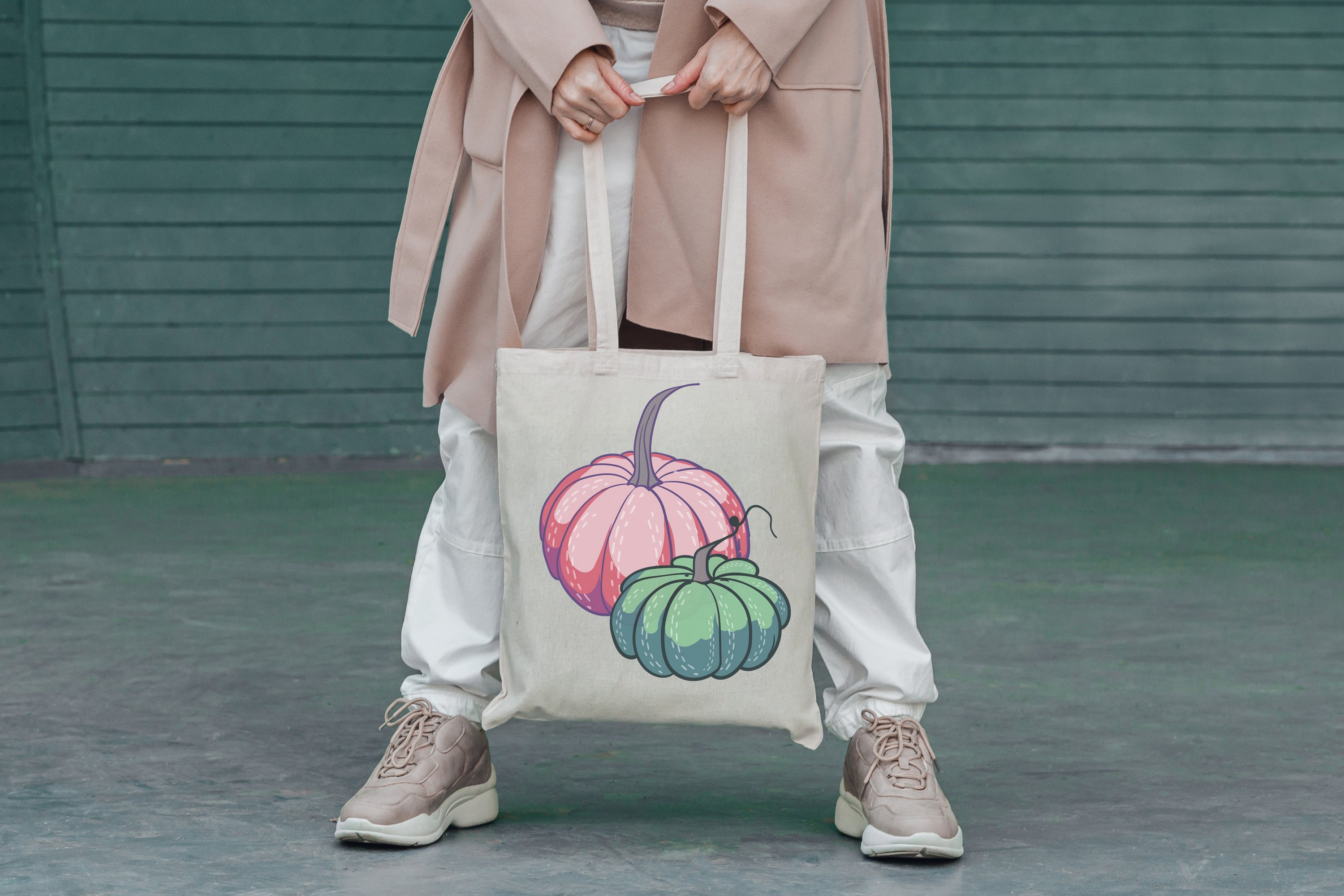 Ivory eco-bag with pink and green pumpkins.