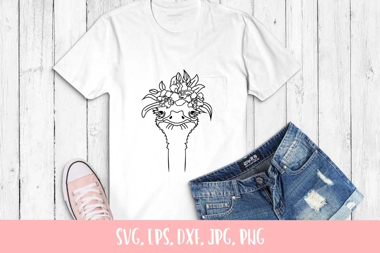 White t-shirt with ostrich with flowers.
