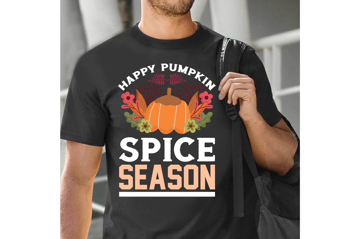 Black T-shirt with cute Thanksgiving print.