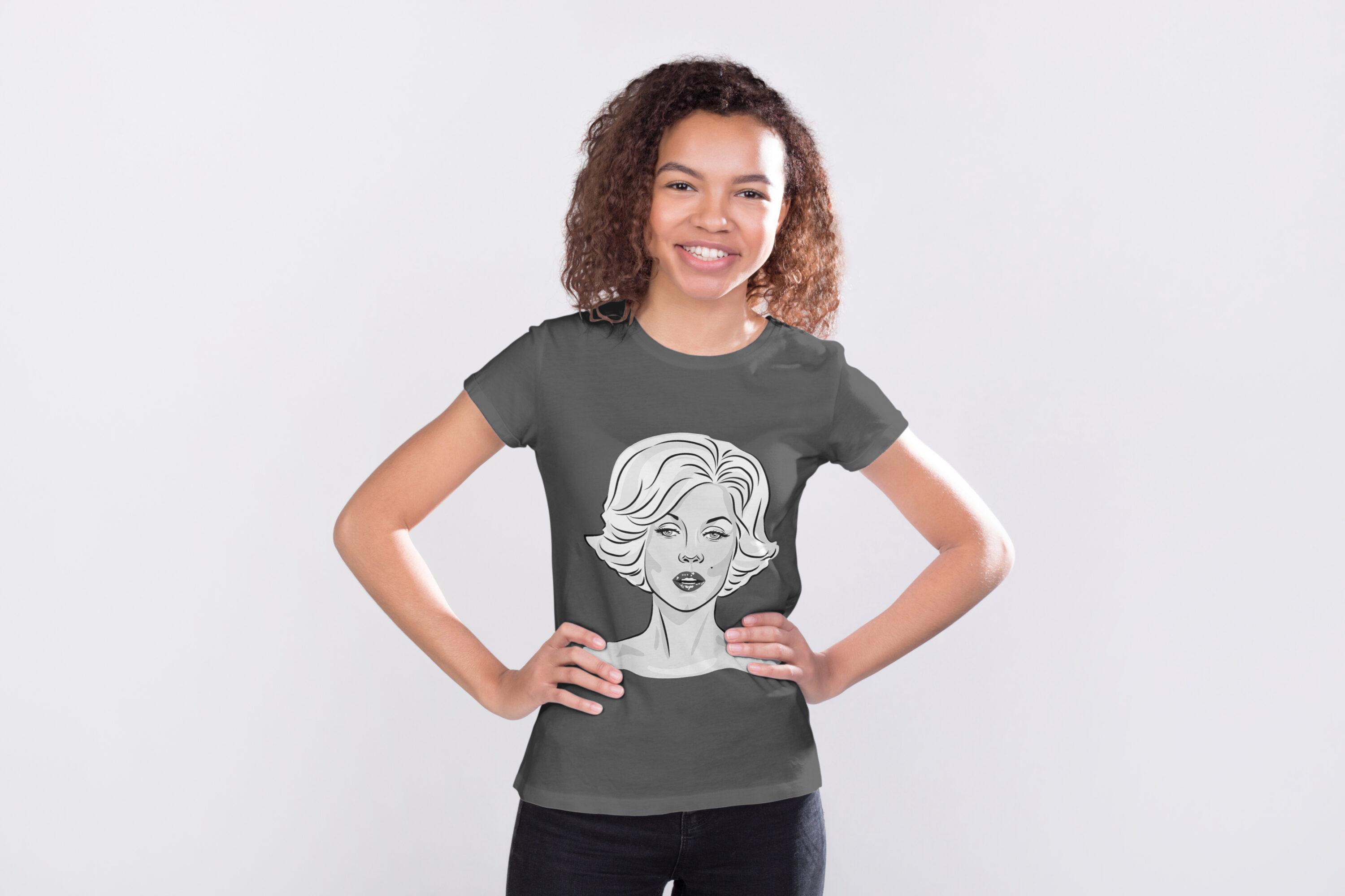 T-shirt image with marvelous black and white Marilyn Monroe print.