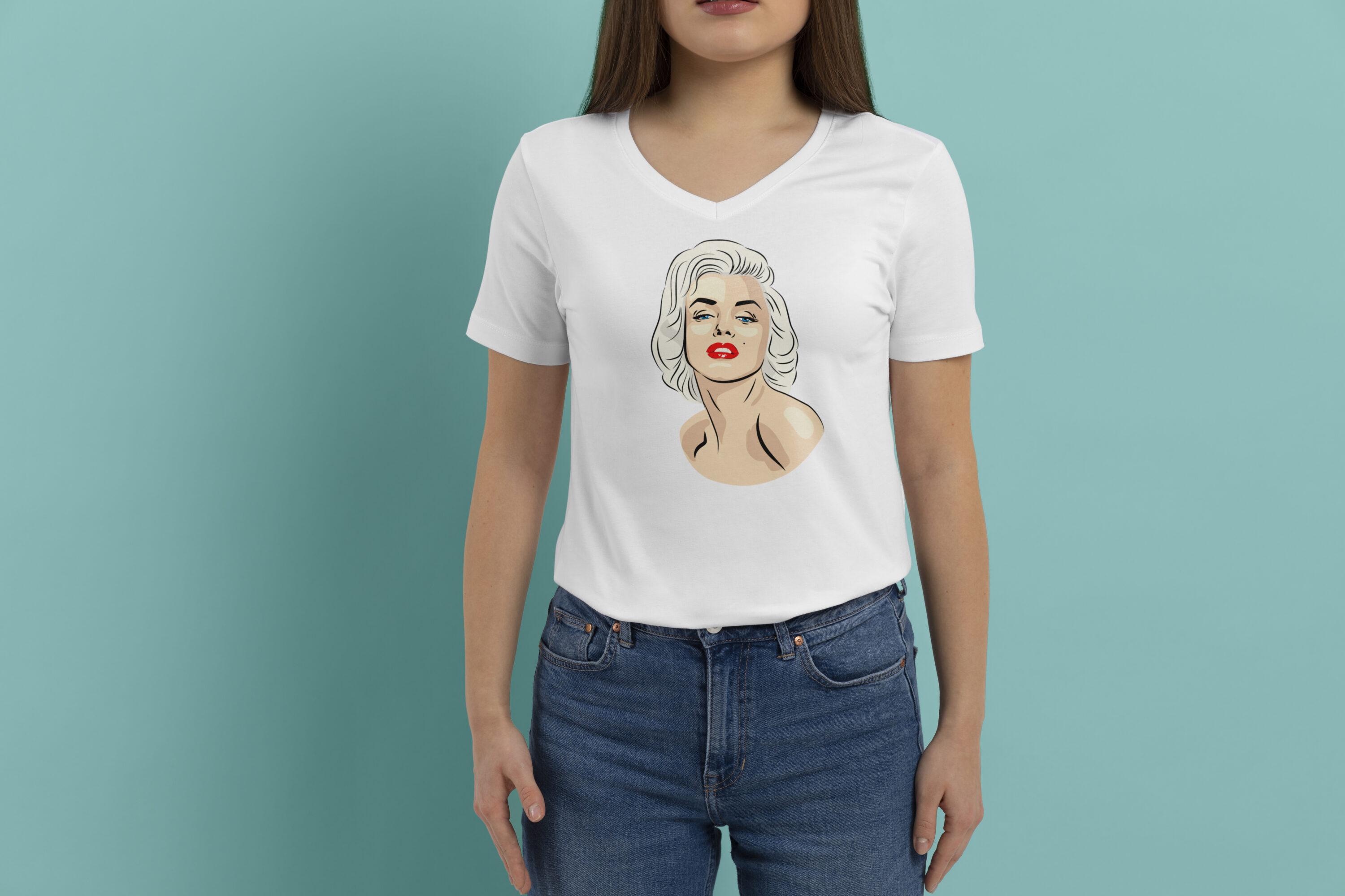 Image of a white T-shirt with an irresistible Marilyn Monroe print.