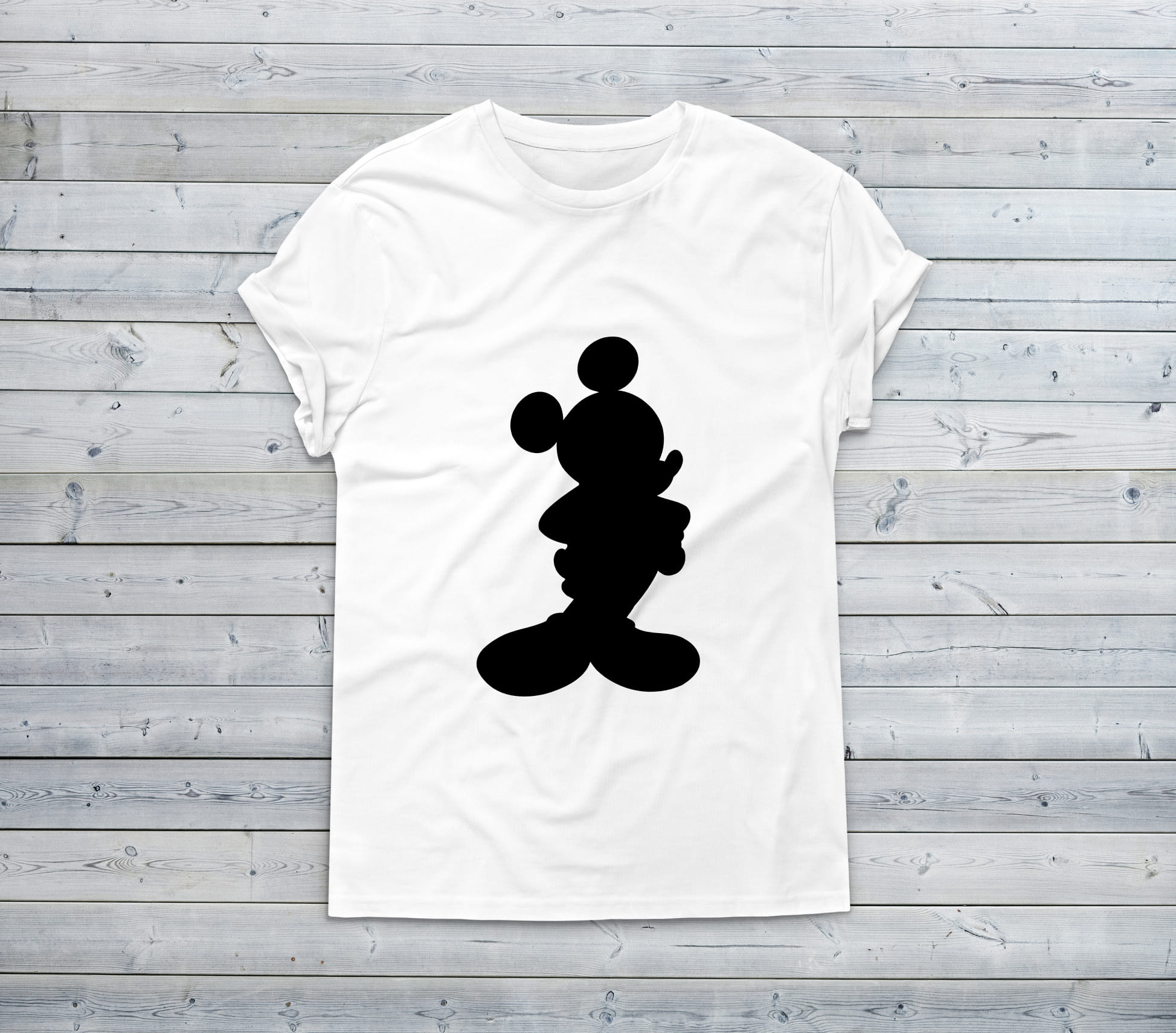 Classic white t-shirt with the silhouette mickey mouse.