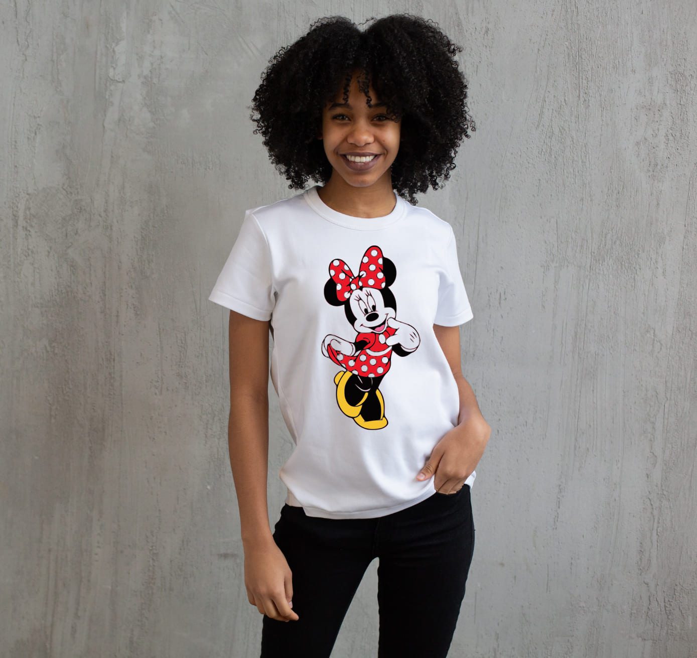 So cool and bright women t-shirt with the mickey mouse.