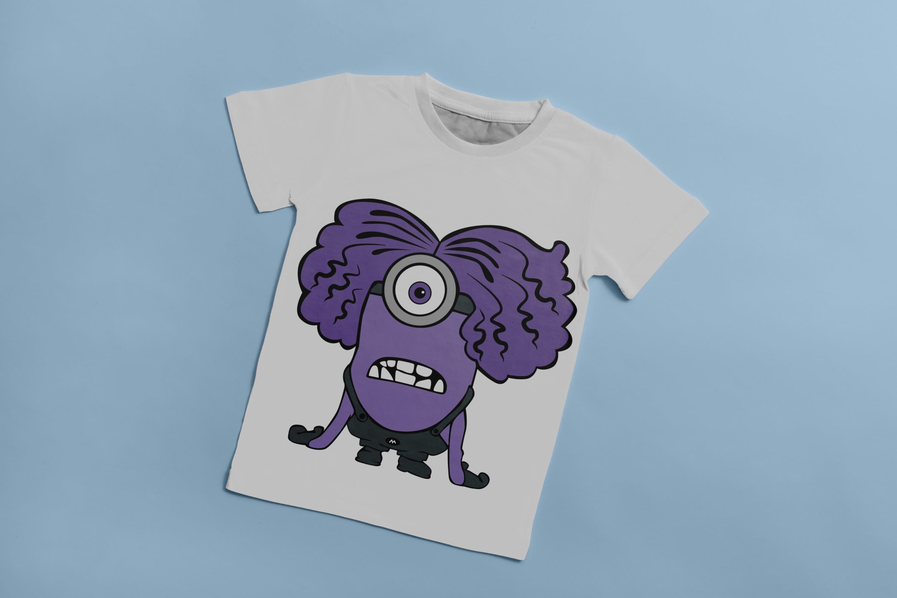 White T-shirt with an image of a surprised character - Evil Minion.