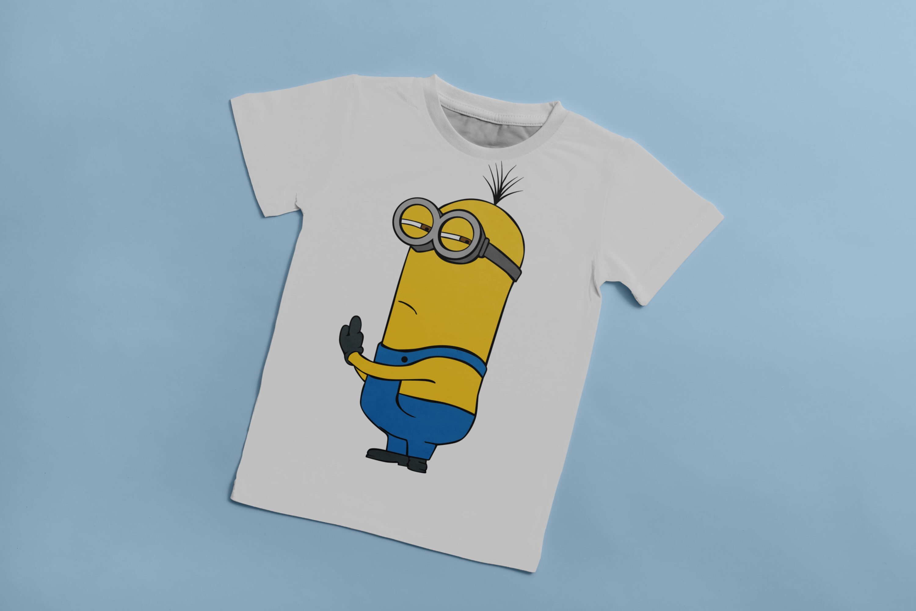 White T-shirt with the image of the offended character - Minion.