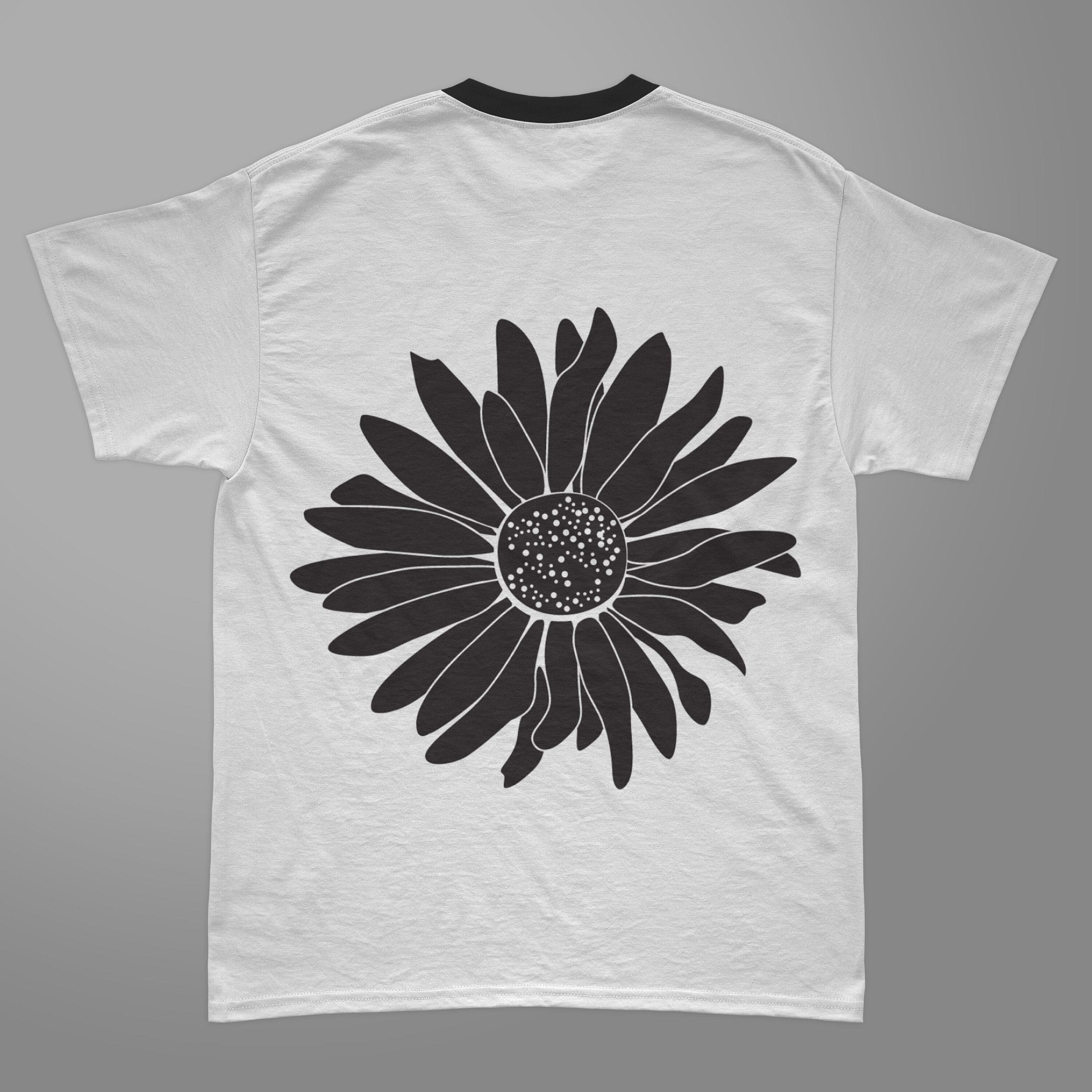 Silhouette daisy printed on the t-shirt.