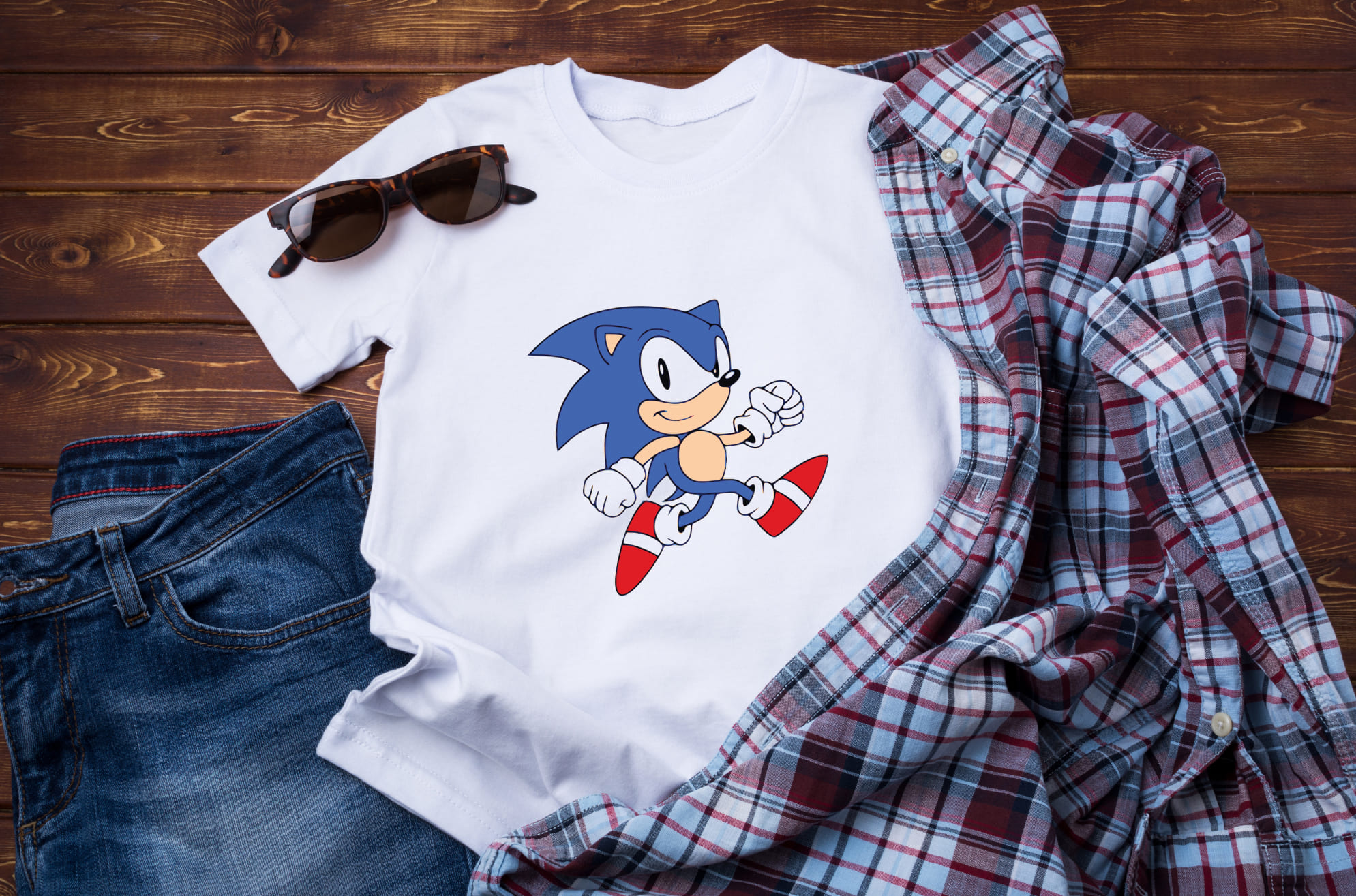 Active Sonic on the white t-shirt.