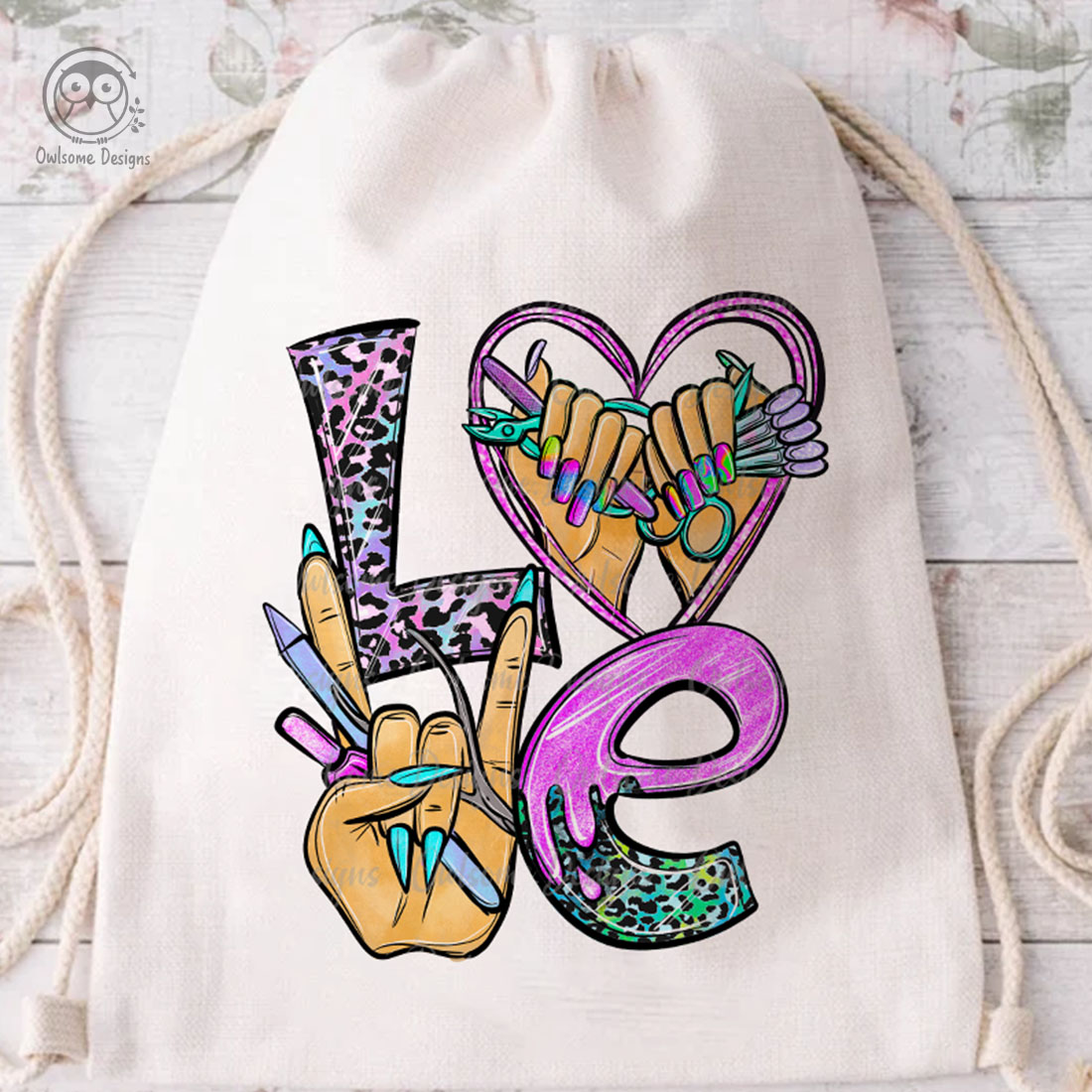 Image of a bag with a charming inscription love.