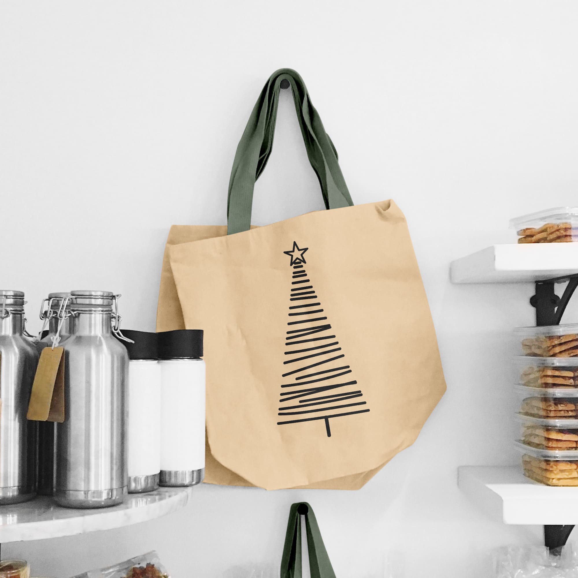 Cute shopping bag with Christmas tree.