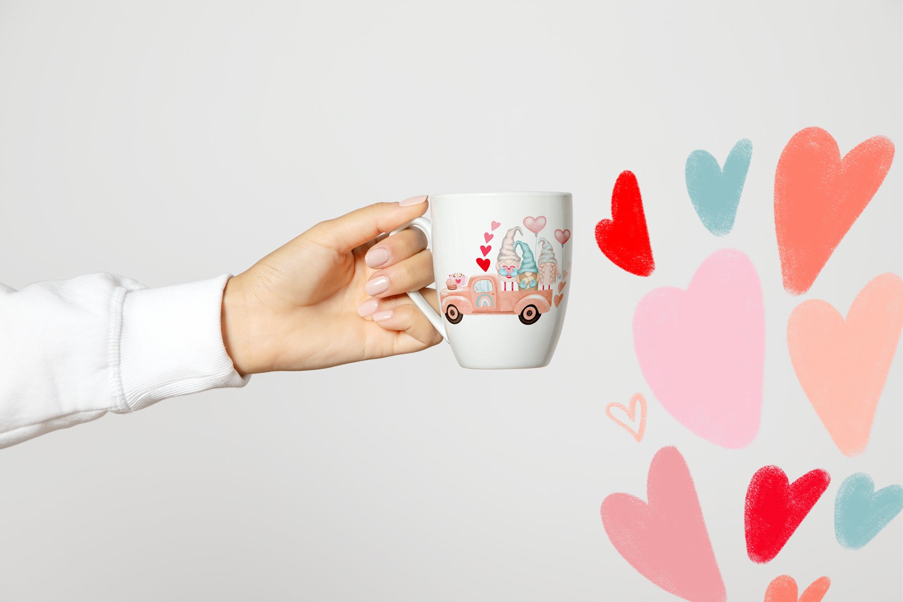 Themed cup with valentine gnomes.