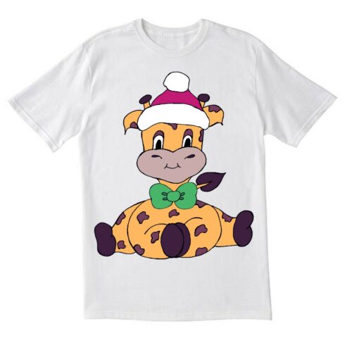 Image of a white t-shirt with an enchanting print of a giraffe in a Christmas look.