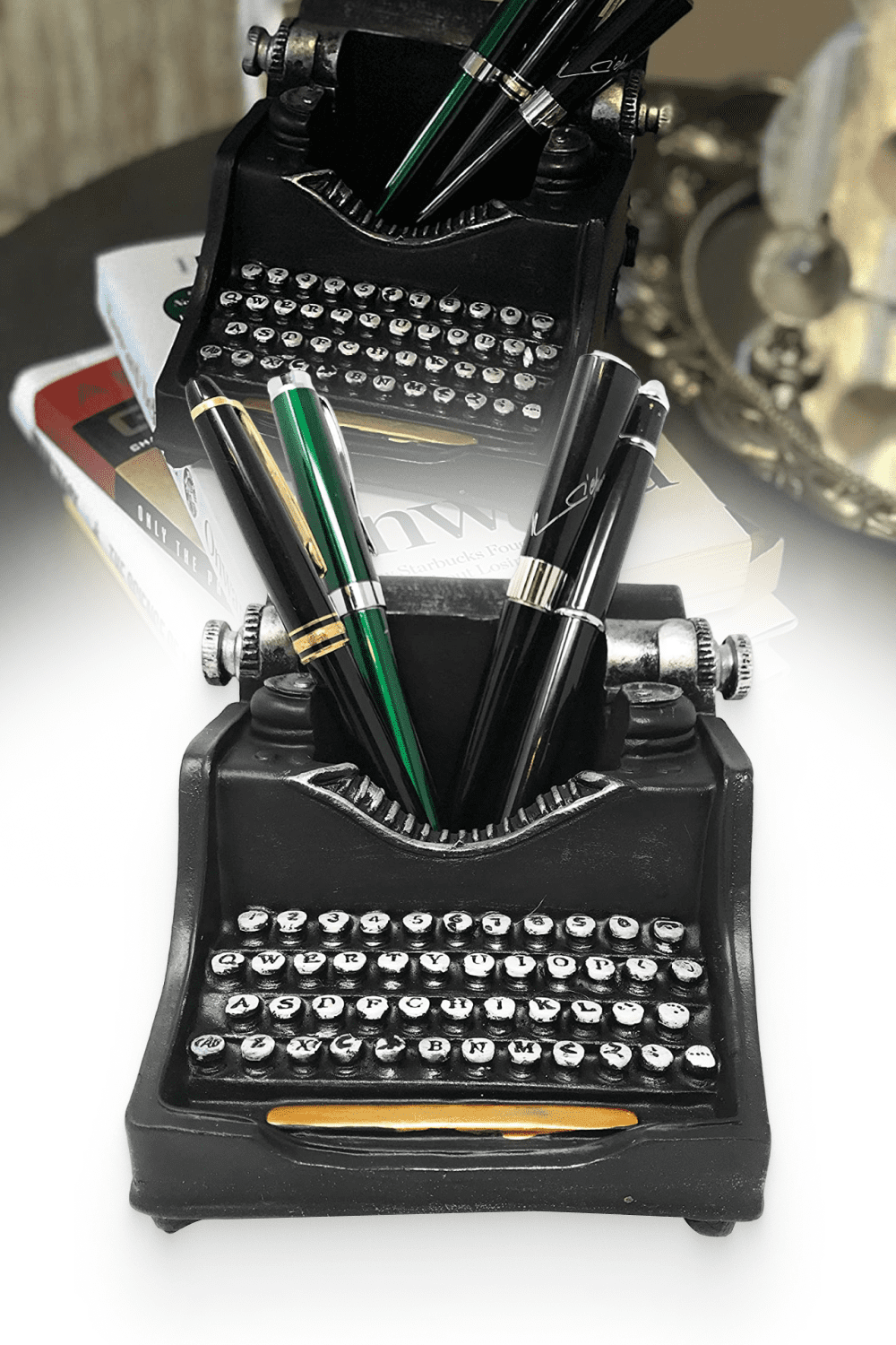 Retro/Shabby Chic/Vintage Typewriter Pencil Holder for Desk.