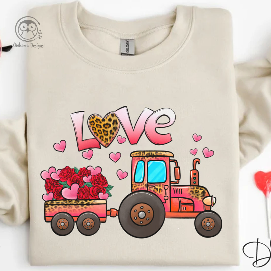 T-shirt Love Tractor Valentine PNG Sublimation cover image.
