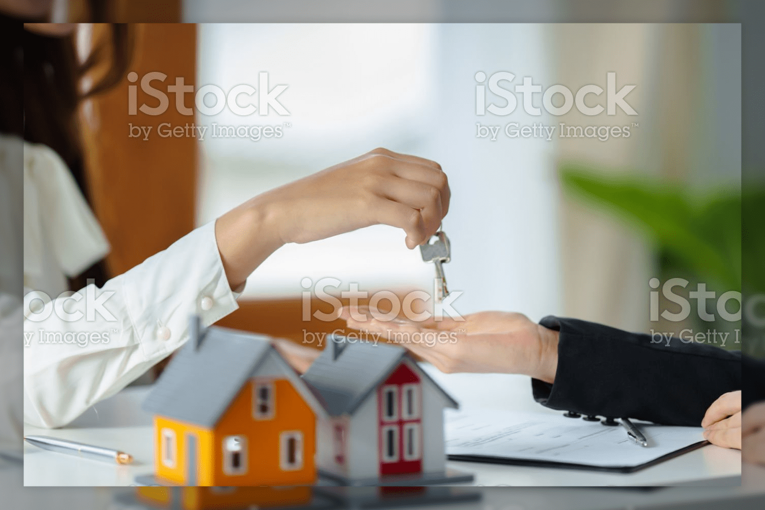 42 giving house key to customer after signing agreement contract 85