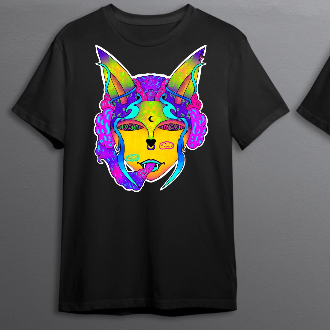 Black t-shirt with the vivid psyhedelic face.