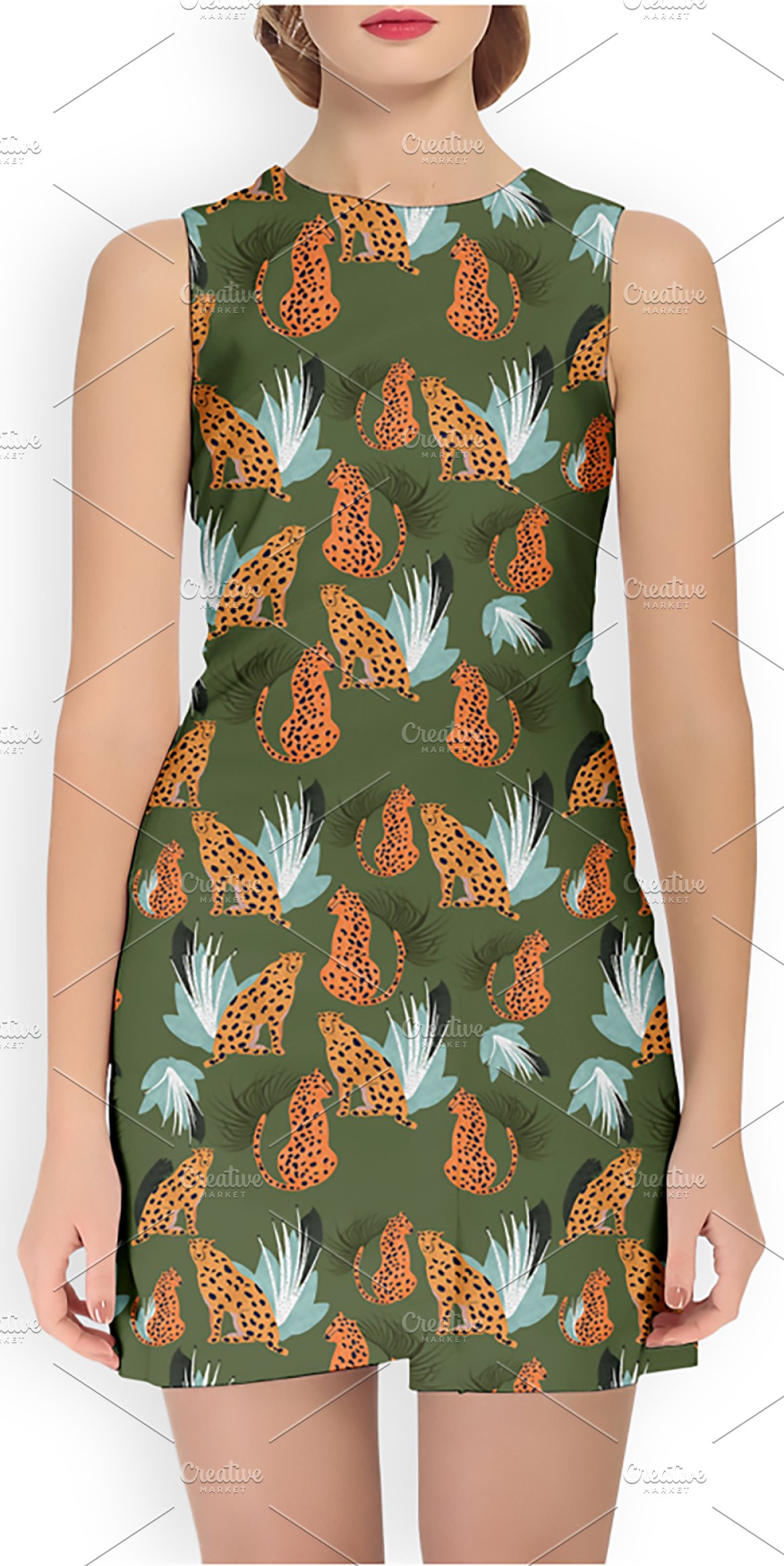 Mini dress in a tropical print.