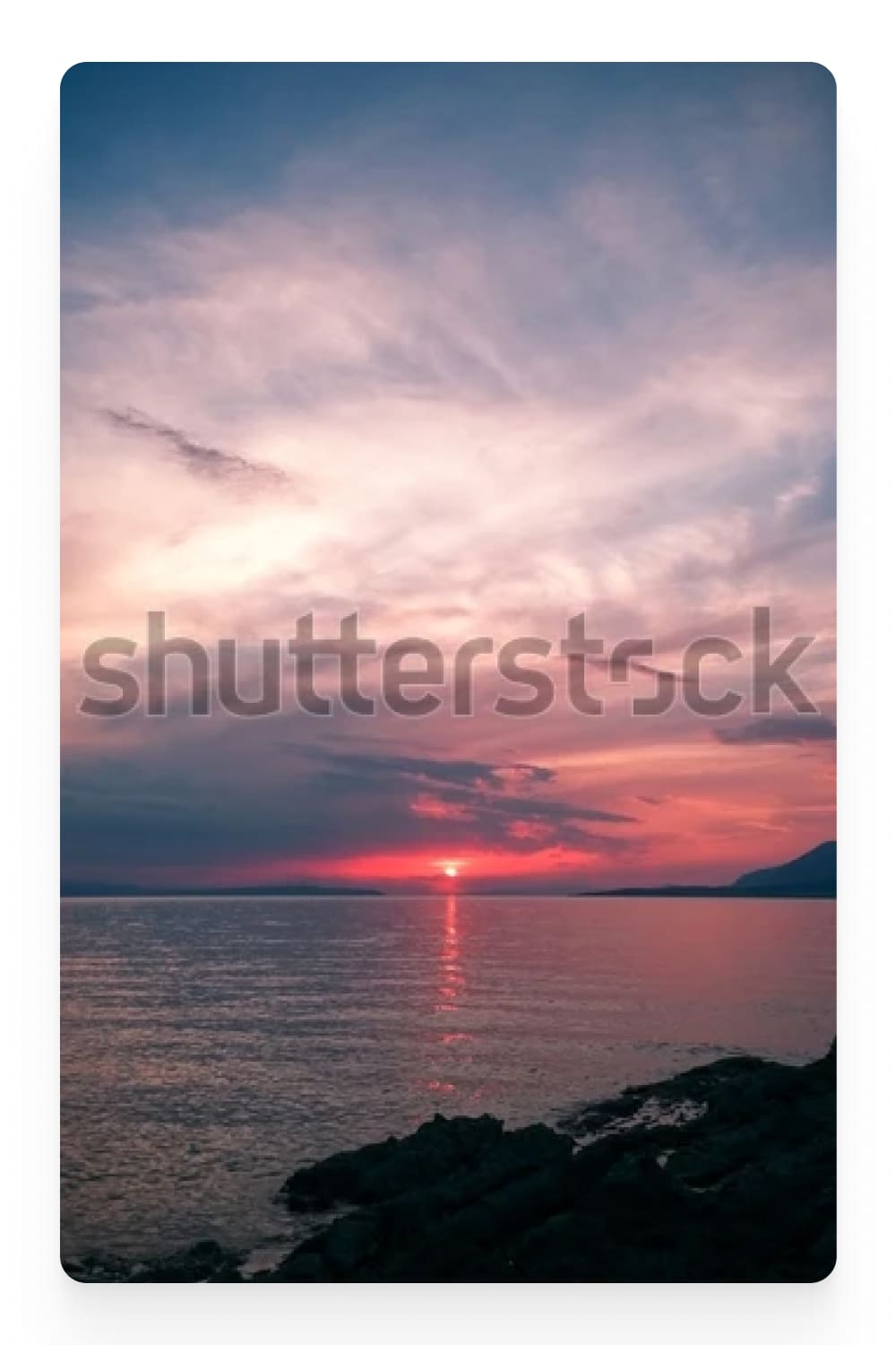 Shore, sea, red sunset photography.