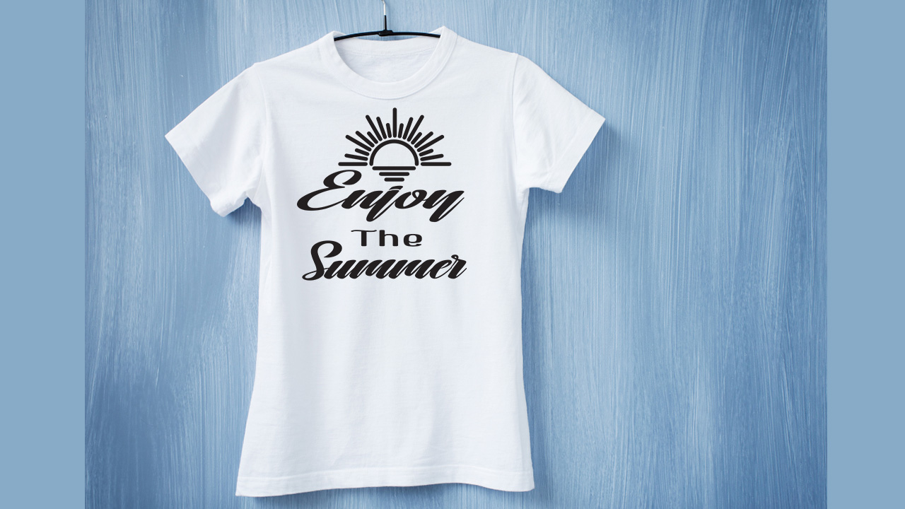 Classic white t-shirt with minimalistic summer lettering.