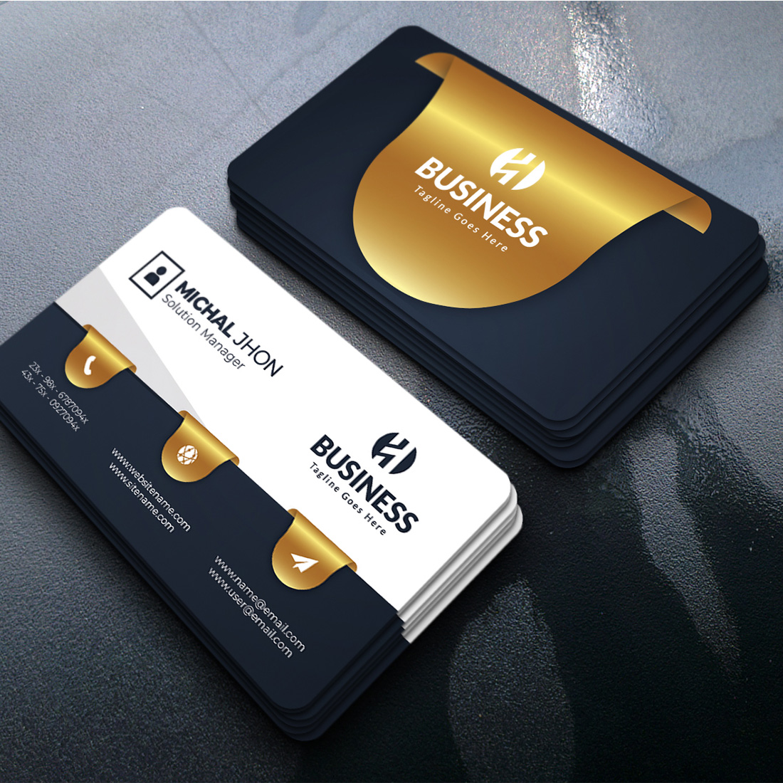 Gold Gradient and Black Luxury Business Card Design Template cover image.