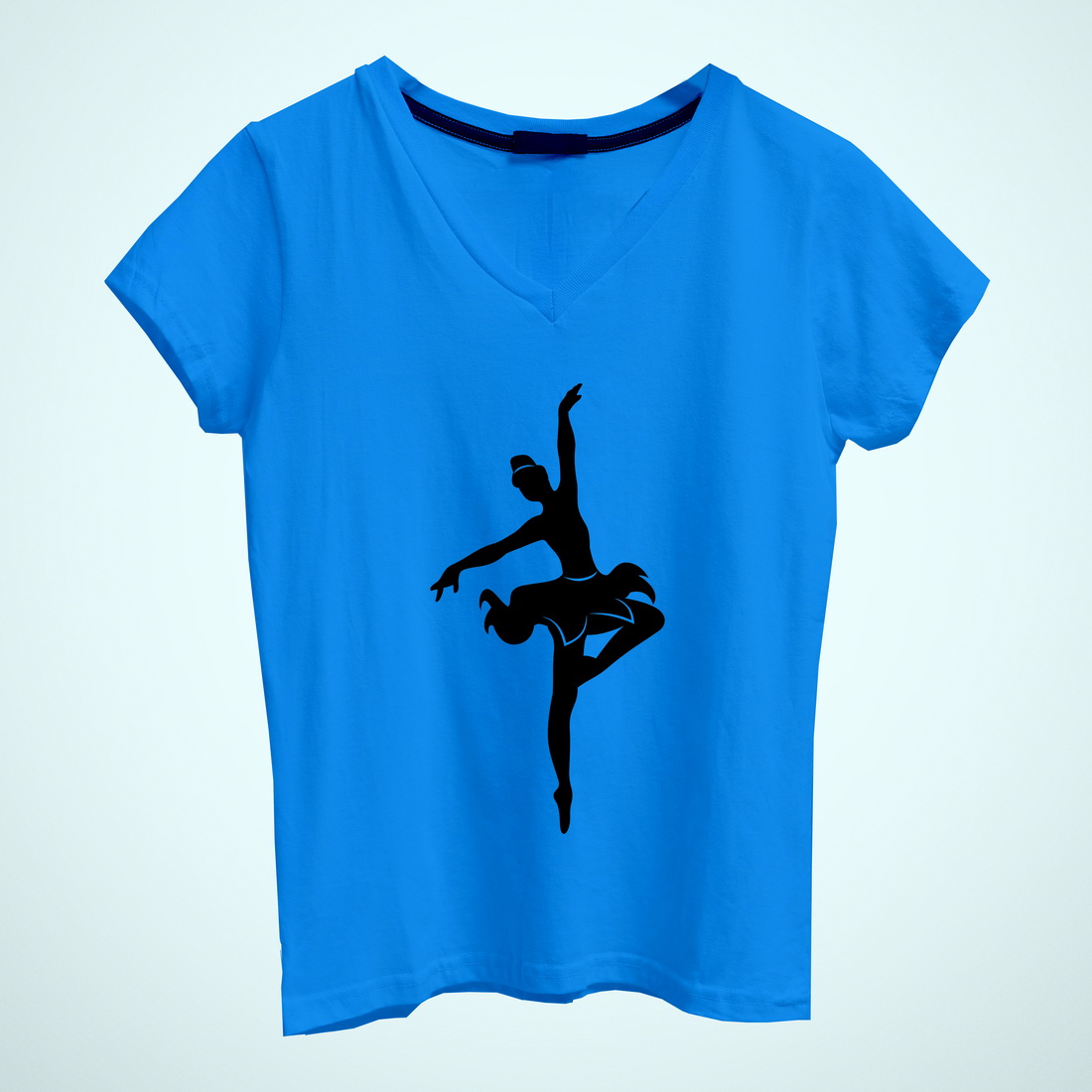 Blue t-shirt with a ballerine.