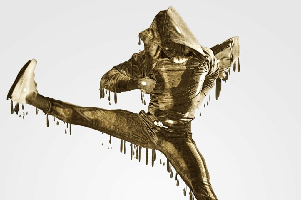 Droping Gold Photoshop Acion – MasterBundles