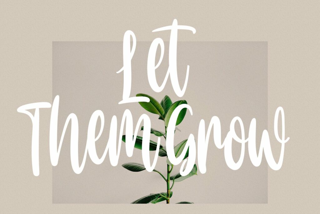 Hello Rissha Handwritten Script Font – MasterBundles
