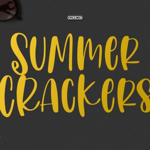 Summer Crackers | A Fun Font cover image.