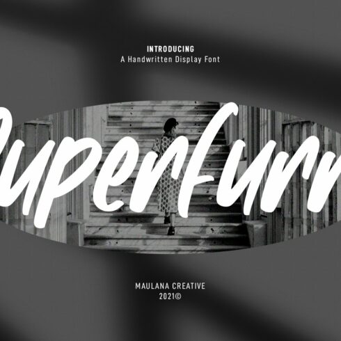 Superfurry Handwritten Display Font cover image.