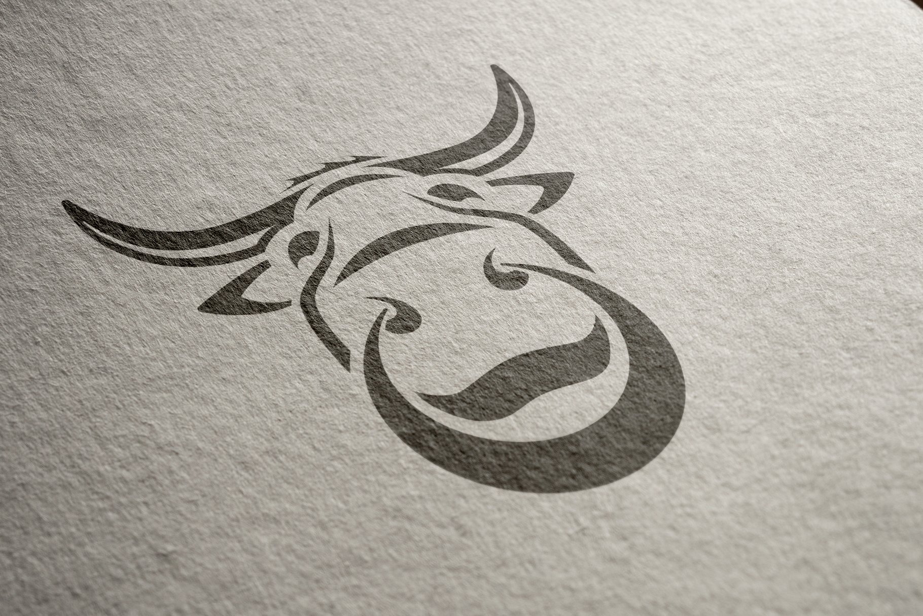 Bull Logo Vector Icon preview image.