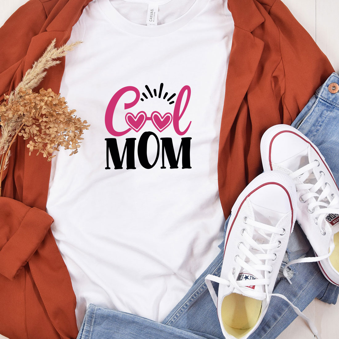 Mom T-Shirt SVG Bundle preview image.