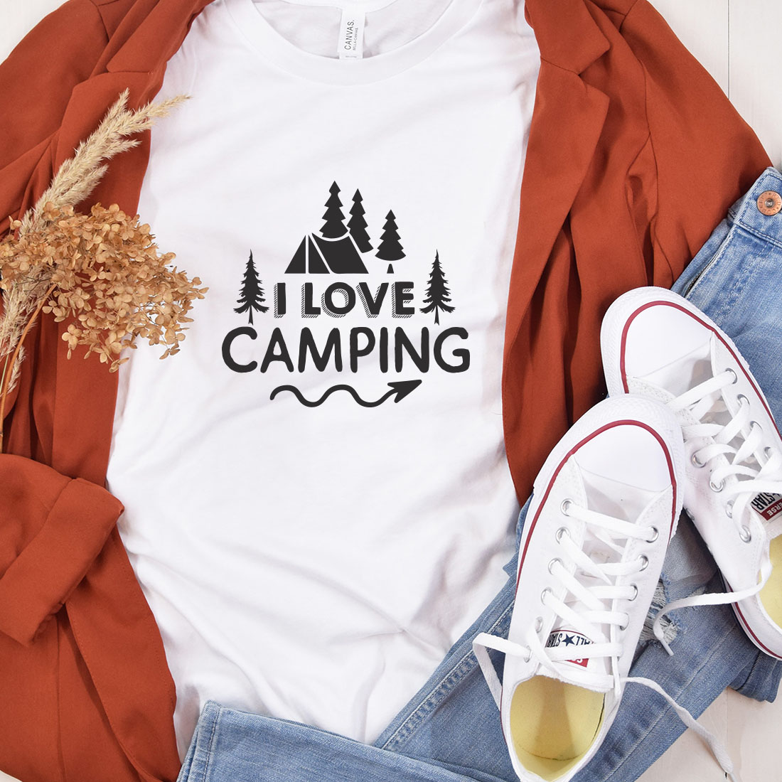 Camping SVG Bundle preview image.