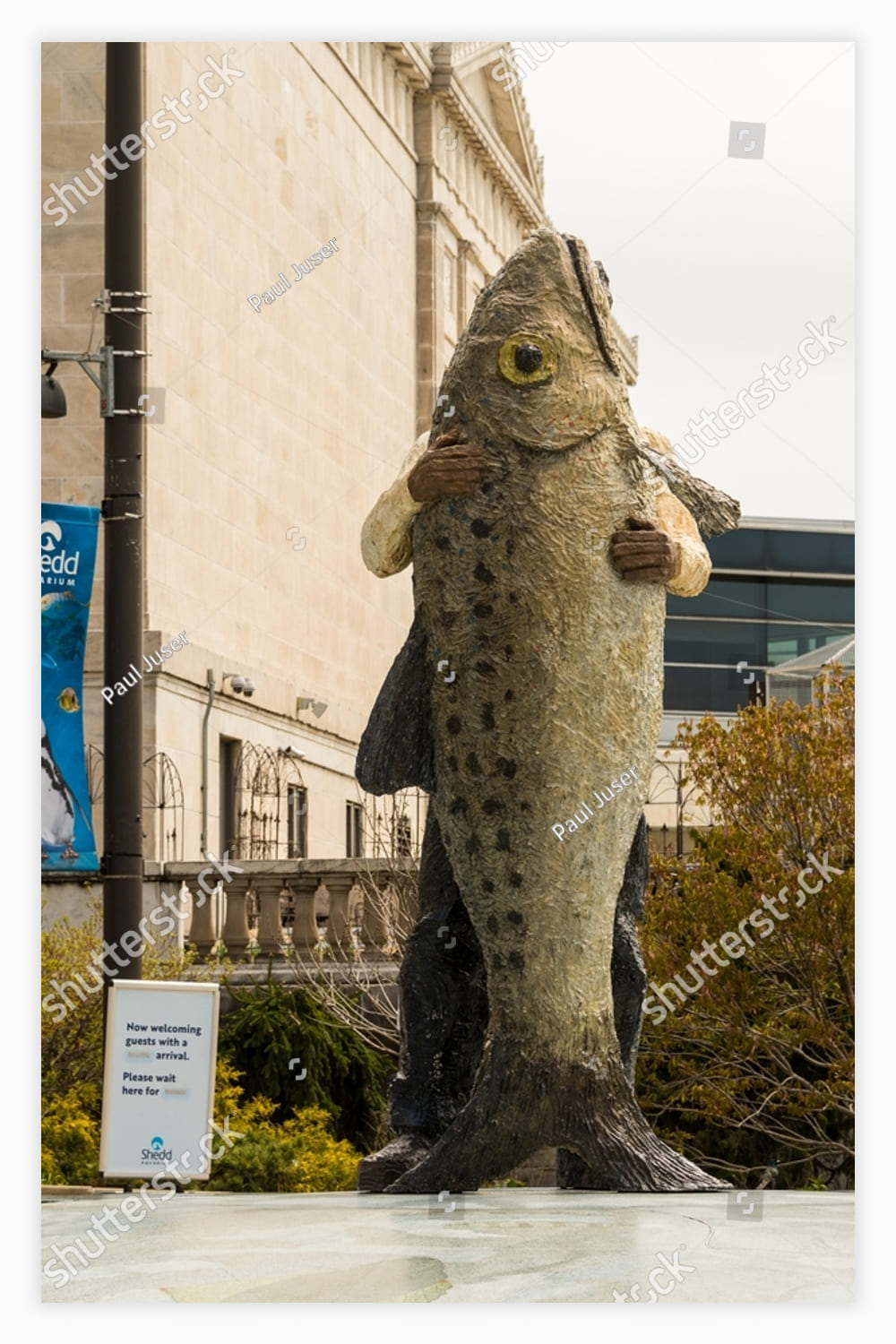 "Man-With-Fish," outside Shedd Aquarium.